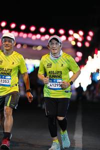 BIB: 1353, 456, 41295
                            <button type="button" onclick="openModal(23073495)" class="btn btn-primary btn-sm float-right btn-popup" data-toggle="modal" data-target=".modal-high-quality">
                        <i class="fas fa-shopping-cart"></i> Add to Cart
                    </button>
                                            <button type="button" onclick="isThisMe(23073495, true)" class="btn btn-success btn-sm float-right btn-popup btn-isme hidden" data-toggle="tooltip" data-placement="bottom" title="นี่คือรูปของคุณใช่ไหม คลิกที่นี่เพื่อเอาเข้าอัลบั้ม">
                        <i class="fas fa-plus"></i> Add to album
                    </button>
                    <button type="button" onclick="isThisMe(23073495, false)" class="btn btn-warning btn-sm float-right btn-popup btn-isnotme hidden">
                        <i class="fas fa-ban"></i> Remove from album
                    </button>